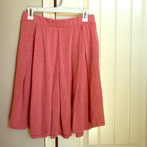 Lularoe Madison skirt .. Heather pink.